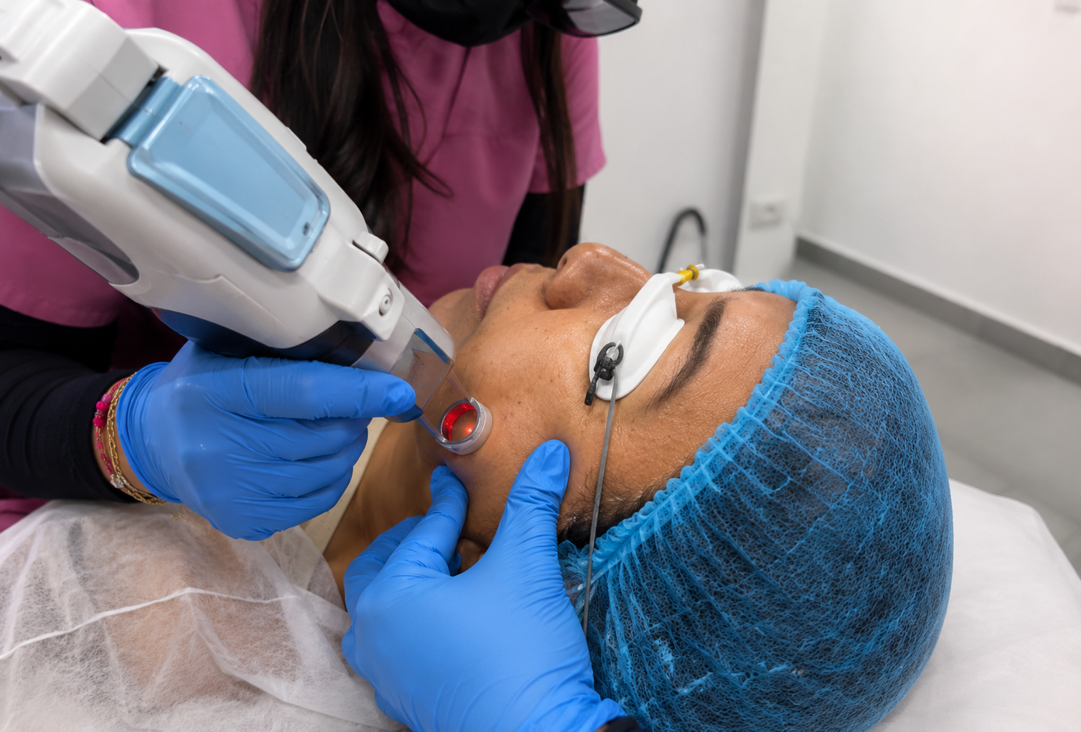 Tratamiento facial realizado en Bellaser